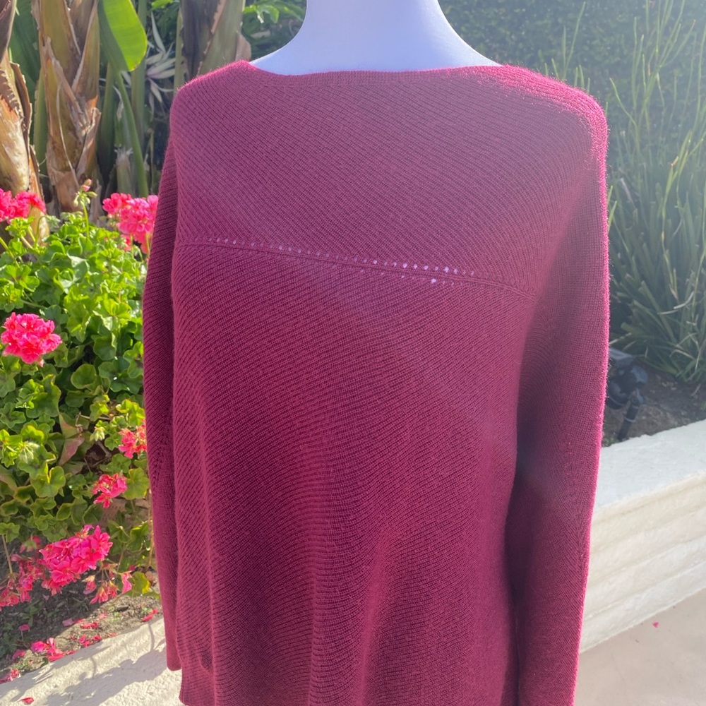 Elegant Burgundy Women's Sweater